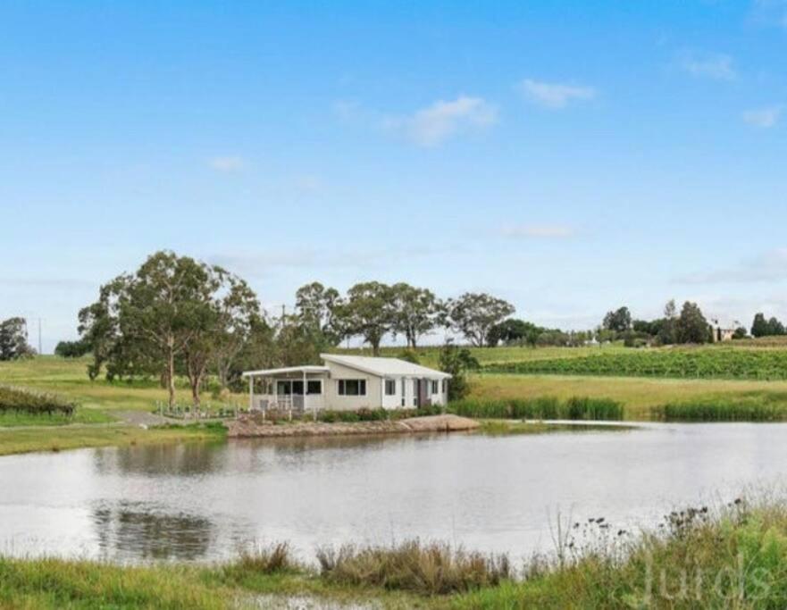 Lovedale Lakehouse Vineyard Villa Екстериор снимка